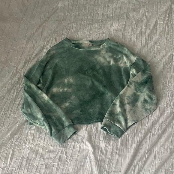 green and white tie dye long sleeve - Picture 1 of 2